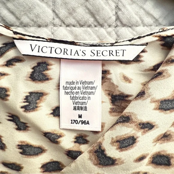 Victoria’s Secret cheetah print chemise, size M. - Picture 2 of 4